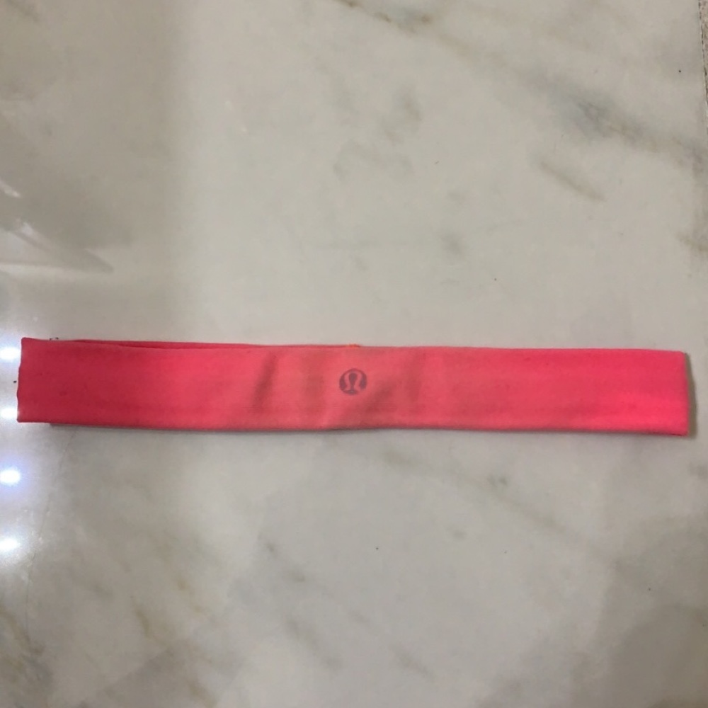 Lululemon FlyAway Headband